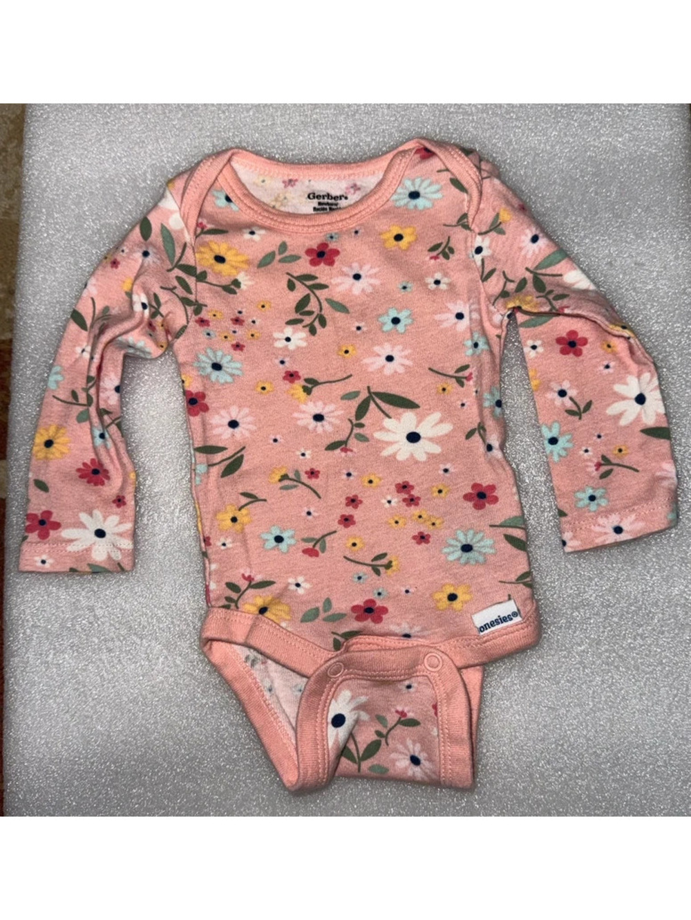 Gerber Long Sleeve Flower Onesie Newborn